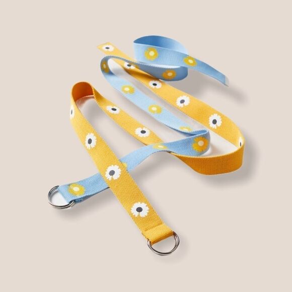 NWT UO Urban Outfitters Set of Floral Webbed Belts - Picture 3 of 5